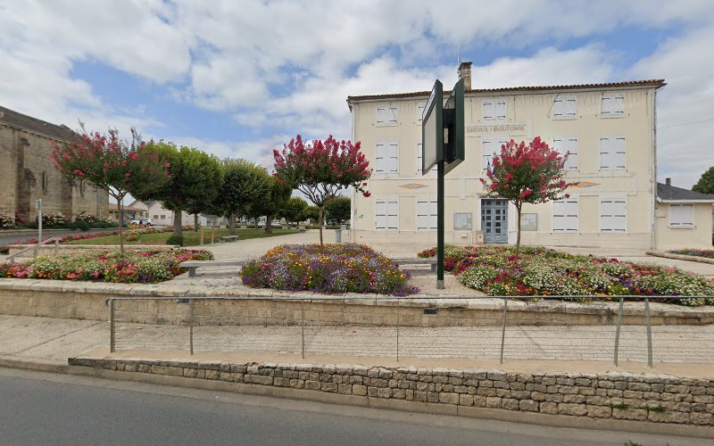 Aire de camping car à Brioux-sur-Boutonne