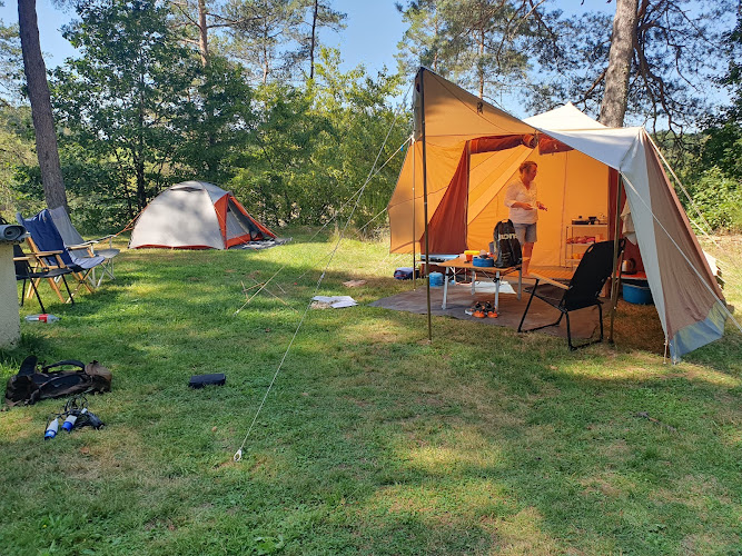 Camping Moulin de Lacombe à Saint-Geniez-ô-Merle
