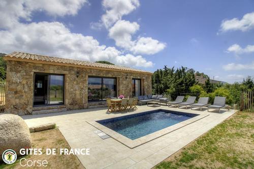 Villa Pupuninu à Figari