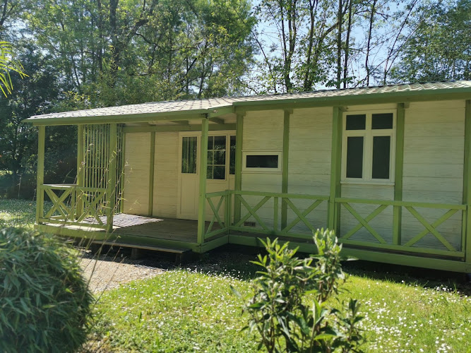 Camping le Moulin de Mellet à Saint-Hilaire-de-Lusignan