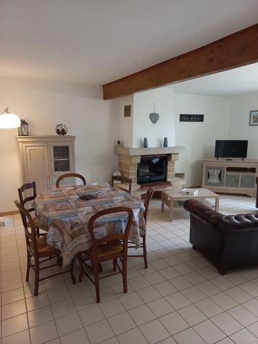Gîte des Bords de l Eure à Pierres