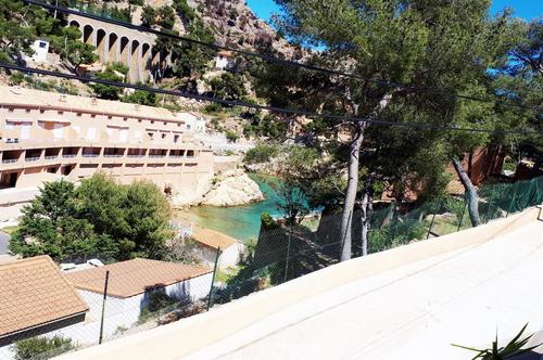 Dans les Calanques à Ensues La Redonne