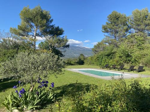 Le Mazet du Ventoux à Crillon Le Brave