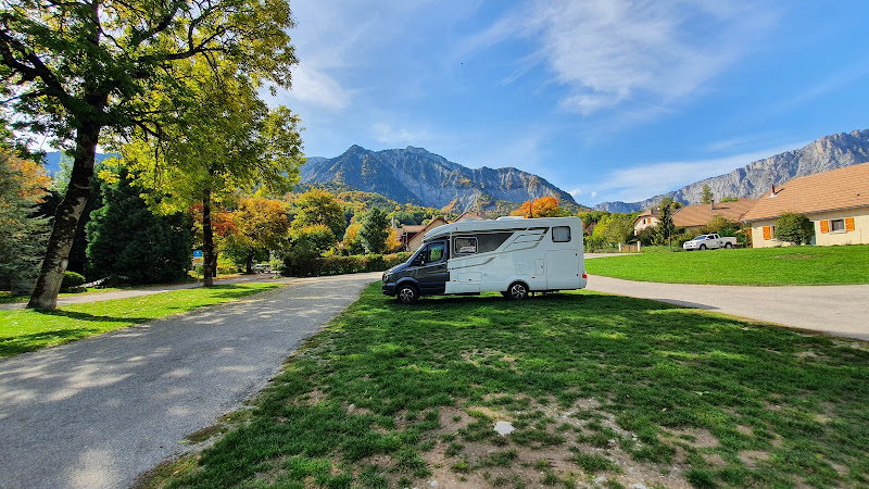 Wohnmobilstellplatz à Chichilianne