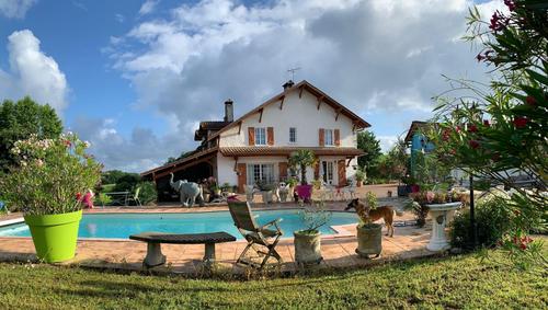 Maison Bourouilla à Saubrigues