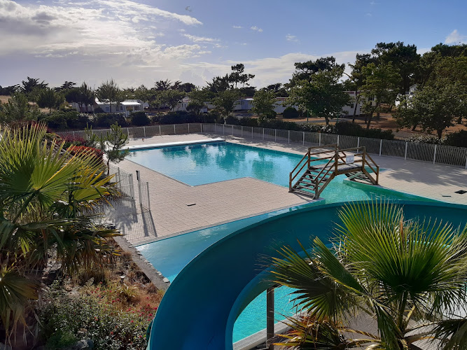 Camping Onchères *** à Barbtre