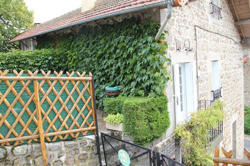 Les Gîtes de la Villa des Tilleuls "LE GITE" à Saint Frion