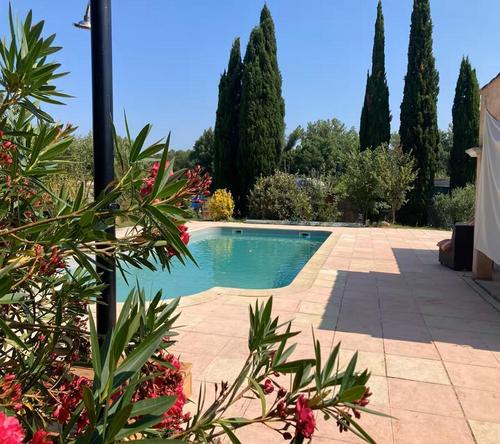 Studio La Graine de Vie avec piscine partagée à Le Thoronet