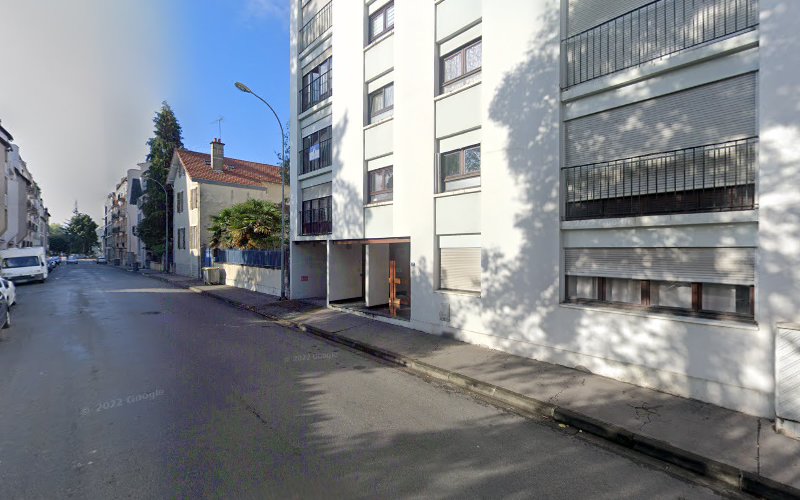 Ostal Hôtel à Pau