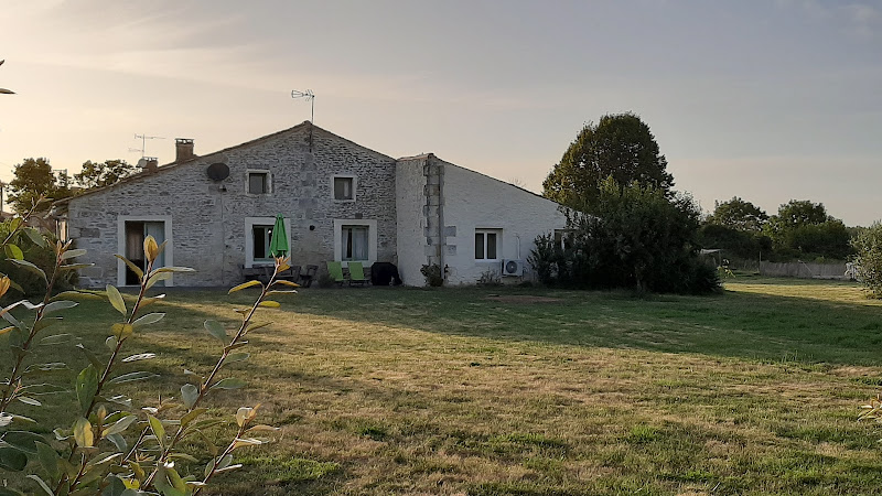 La Galerie & La Petite Grange à Lorignac