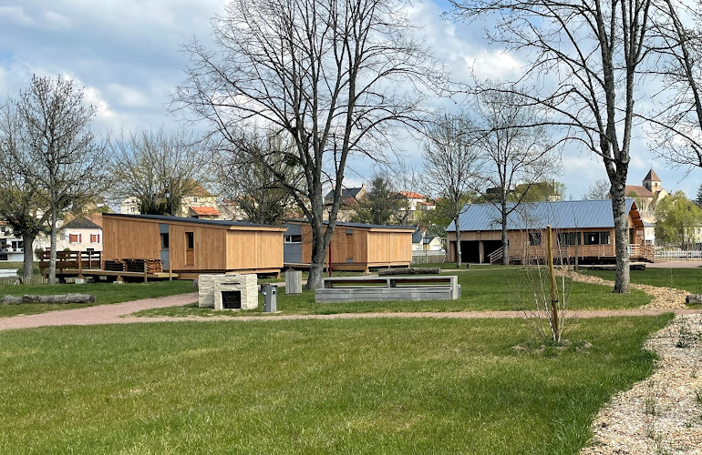 Camping Municipal du Port à Cercy-la-Tour