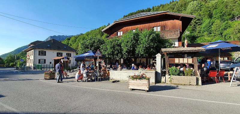 Hôtel Restaurant Les Tilleuls à Biot