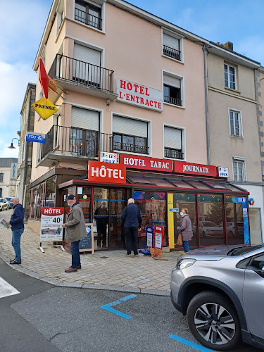 hôtel L entracte à Mayenne