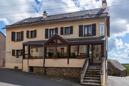 Bon Aubrac pour 12 personnes à LES HERMAUX