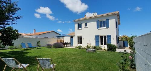 17g64296 à Saint Pierre D'oleron