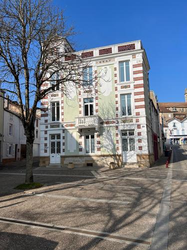 Lys à Bourbonne-les-Bains