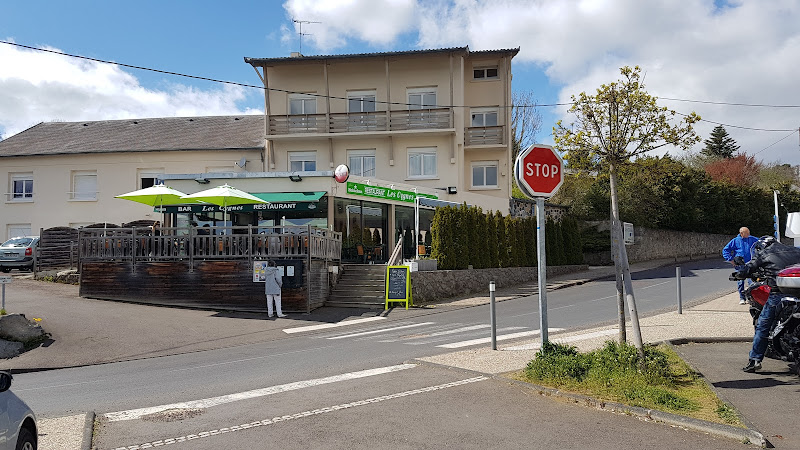 Hôtel-Restaurant le Marius à Aydat
