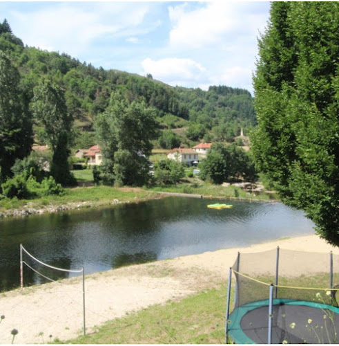Camping municipal d Arcens à Arcens