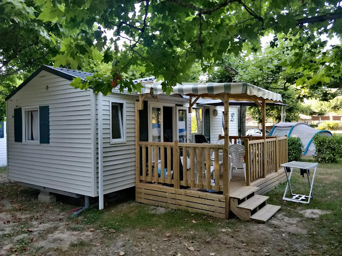 Municipal Camping and cottage Meridian à La Roche-Chalais