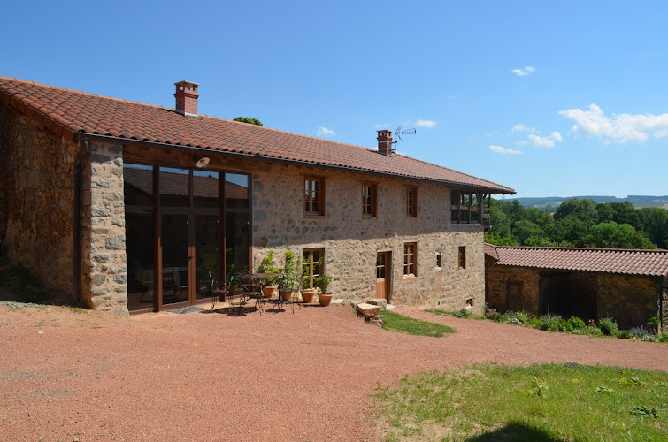 Gîtes des gouttes à St-Just-la-Pendue