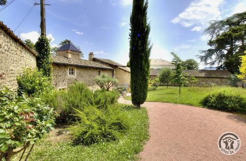Gîte du Domaine Claire Rivier à Regnie Durette
