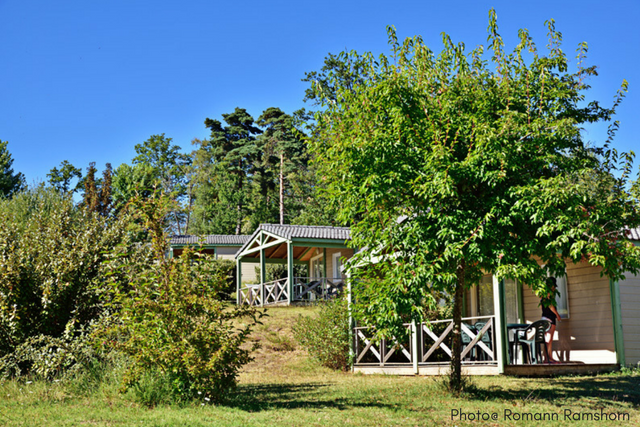 Cottages Honey Lake à Beynat