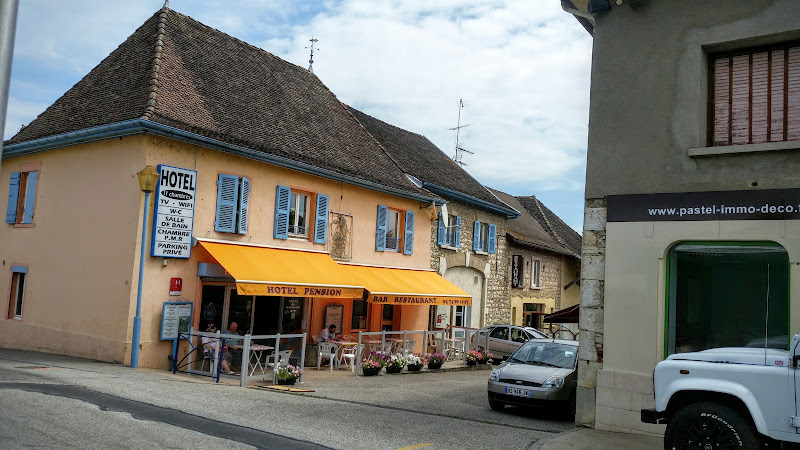 Hôtel des Voyageurs à Vézeronce-Curtin