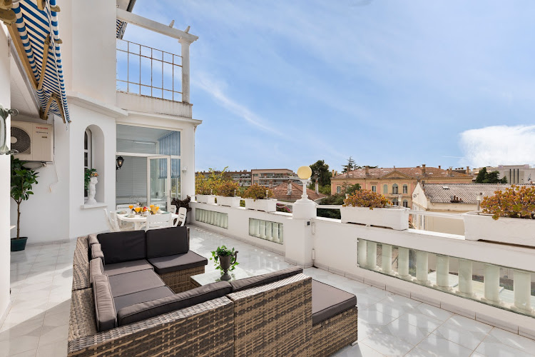 Azurenting | conciergerie sur Golfe-Juan à Vallauris