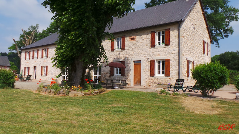 Gite Communal Bialloux à Gouttières