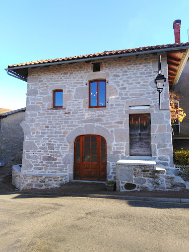 Hôtel et café de Calviac à Sousceyrac-en-Quercy