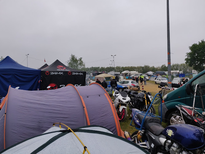 Camping Rouge à Le Mans