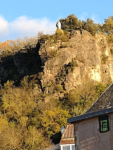 Aire de Services et Stationnement Camping Car à Lunas