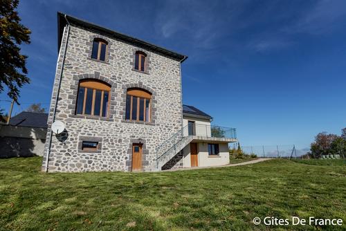 Gîte de Vins Haut à Anzat Le Luguet