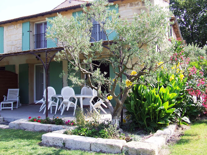 Les gîtes du vieux mas de l étourneau à Arles
