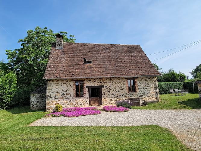 Meublé de tourisme Les Étourneaux à Salon-la-Tour