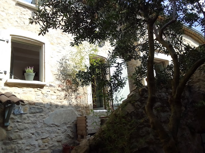 Les granges du Vignal à Saint-Vincent-de-Barrès