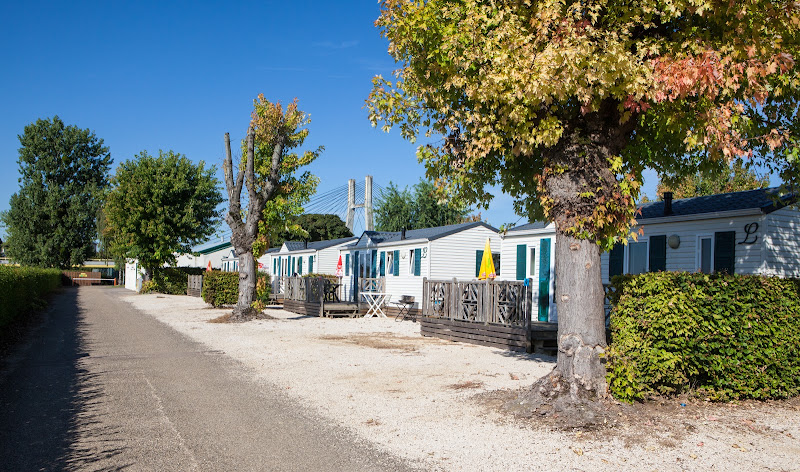 Camping du pont de bourgogne Saint- Marcel à Saint-Marcel