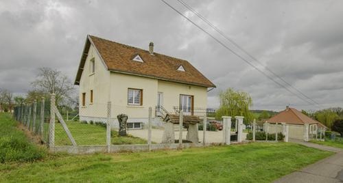 Le Gîte des Deux Familles à Chauffour Les Bailly