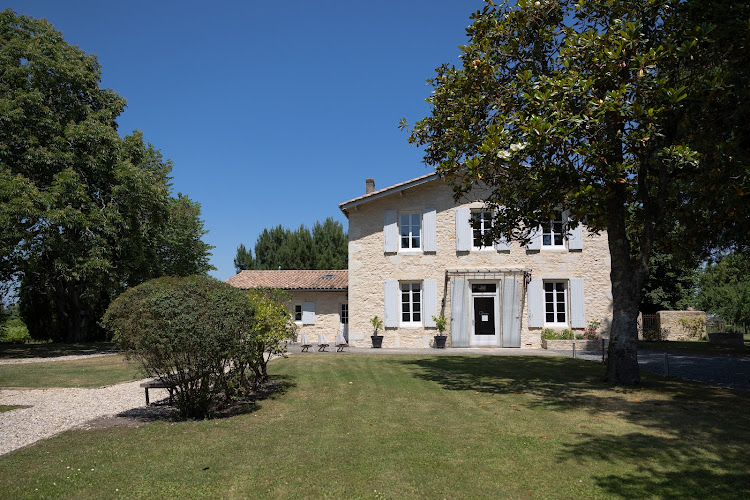Chateau La Graviere Chambres D Hôtes à Vertheuil