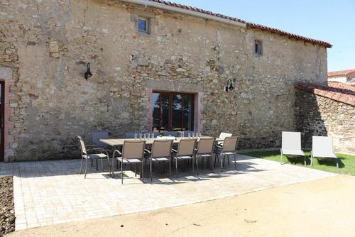 Logis des 3 mousquetaires Athos à Les Herbiers