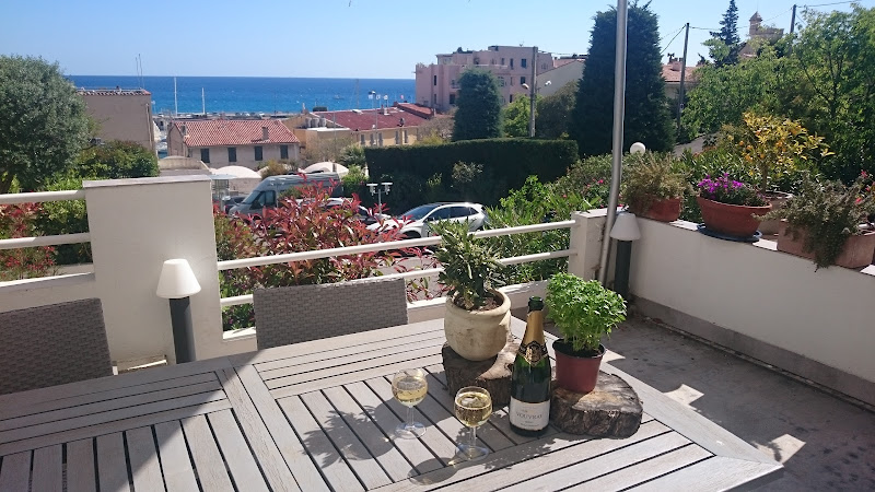 Appartement le 3 à Cassis
