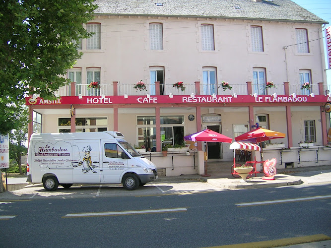 Le Flambadou Pizzeria Hebergement à Naucelle