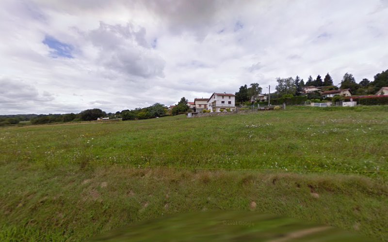 Résidence à Villeneuve-de-Rivière
