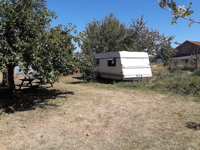 Camping moon à La Devise