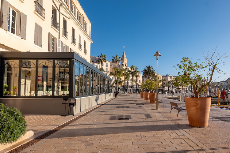 Hôtel de La Tour à Sanary-sur-Mer