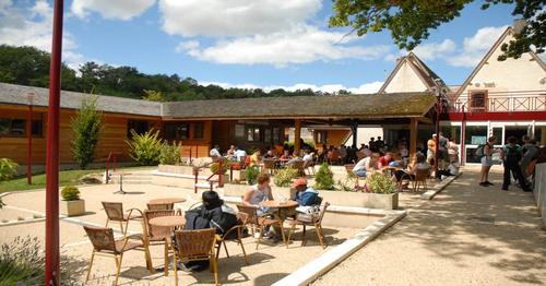 Le Côteau à LATHUS-SAINT-REMY