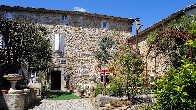 Le Manoir du Raveyron à Vallon-Pont-d'Arc