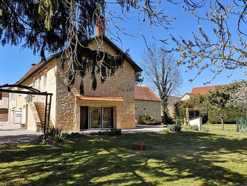 Gîtes de France® - Gîte du Roc à LE ROC