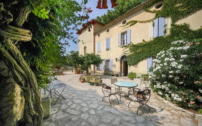 Domaine Les Carmes & Spa à Le Thor