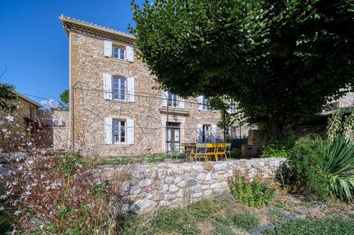 La Bastide des Cèdres à Saint Pantaleon Les Vignes